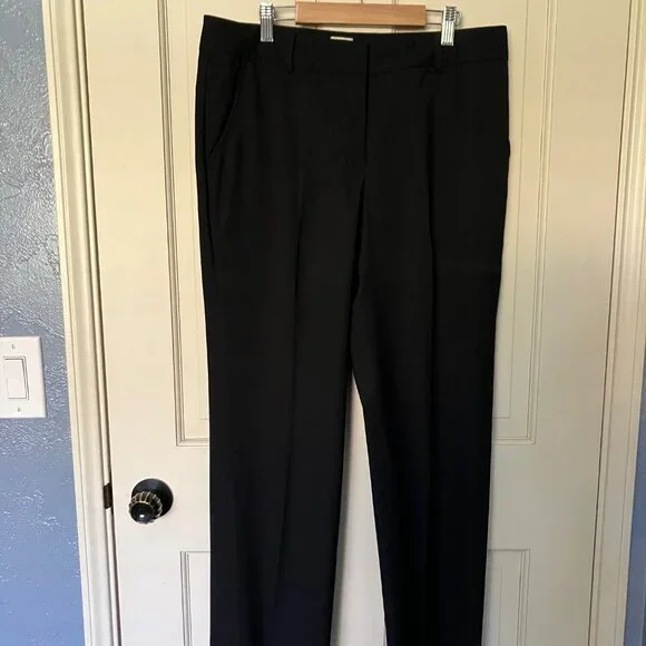 Anne Klein 2 pc Black Suit - Picture 5 of 15